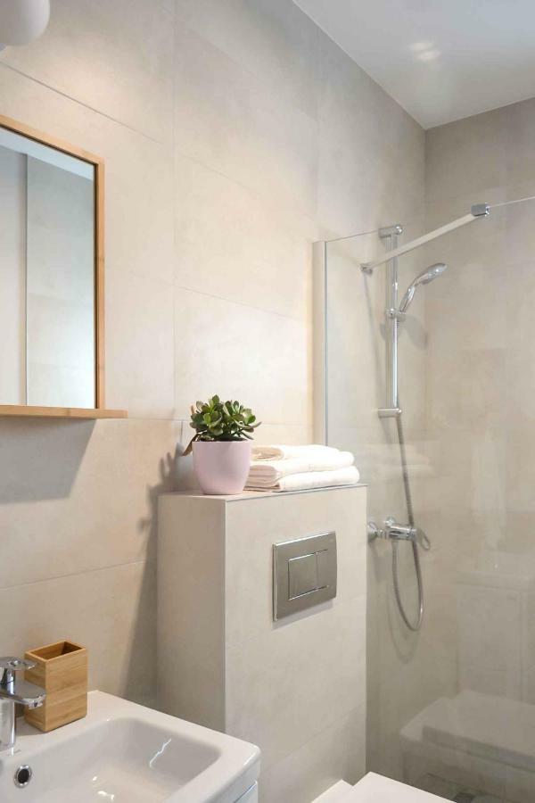 Vila White Tulip Alba Iulia Ngoại thất bức ảnh