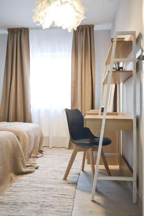 Vila White Tulip Alba Iulia Ngoại thất bức ảnh